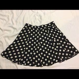 Women’s Black and white polka dot skirt